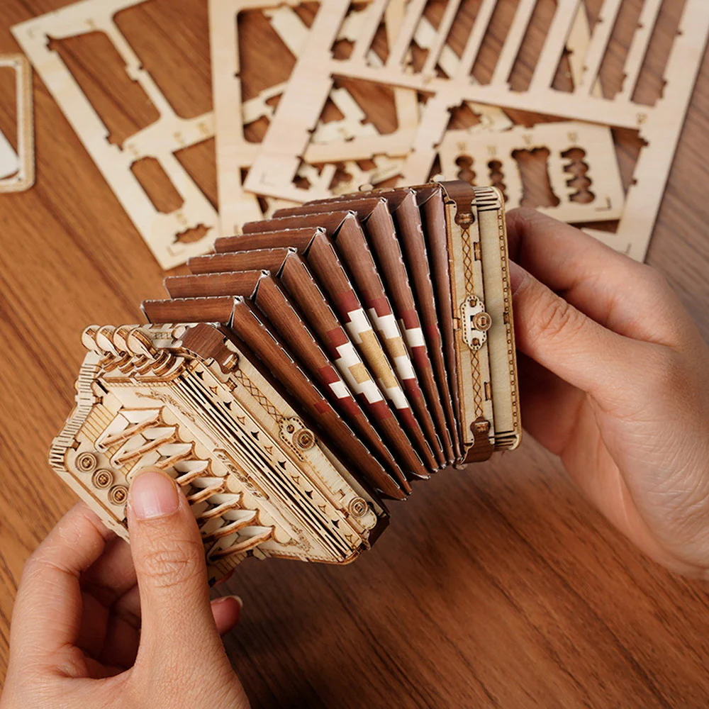 3D Puzzle - Accordion - Image 8