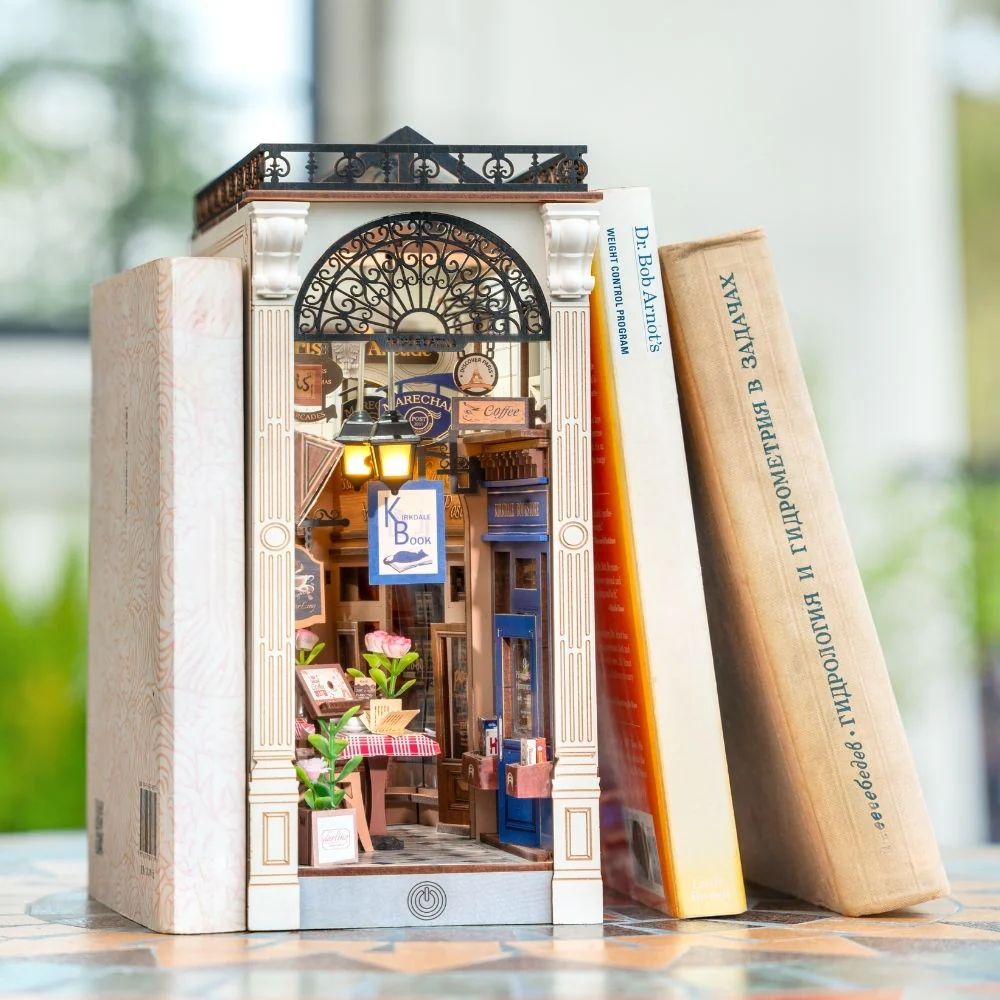 DIY Book Nook kit - Arcade Dating - Image 2