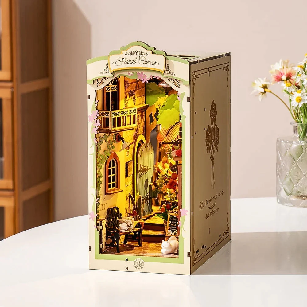 DIY Book Nook kit - Floral Corner