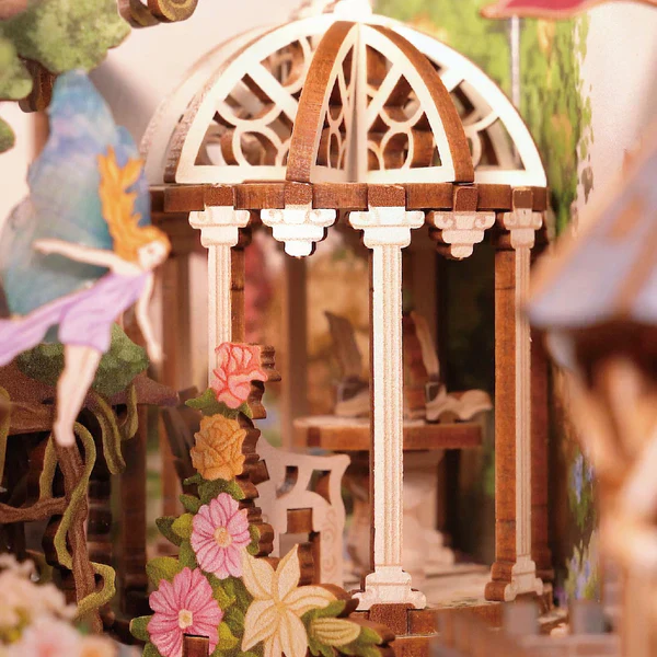 DIY Book Nook Kit - Shakespeare's Verse - Image 7