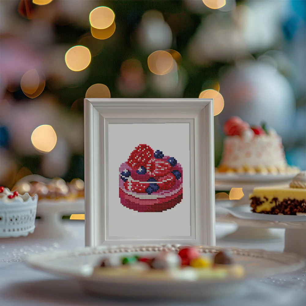 Mini Diamond Painting 15x20cm (2 pieces) - Red Lips and Berry Cake - Image 4