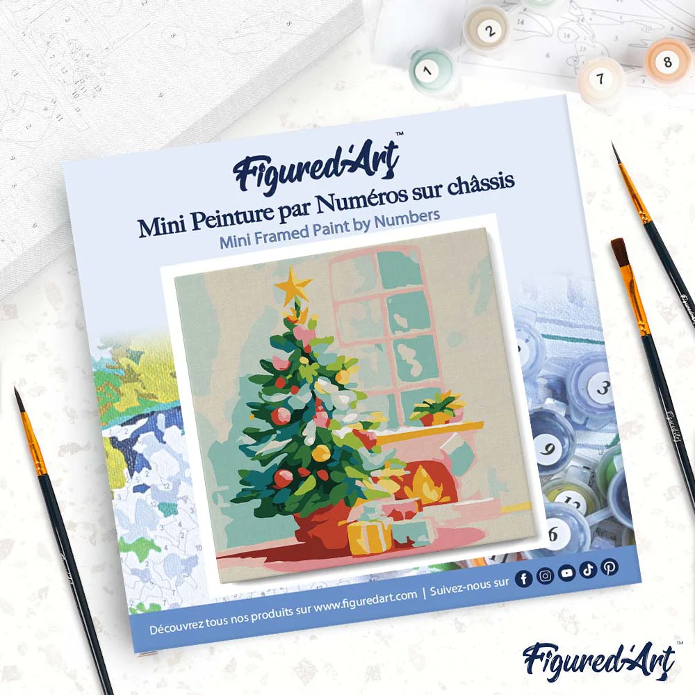 Mini Paint by numbers 20x20cm framed - Christmas Tree and Fireplace - Image 4