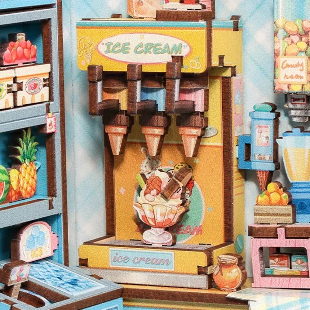 Miniature House - Bella's Ice Cream - Image 6