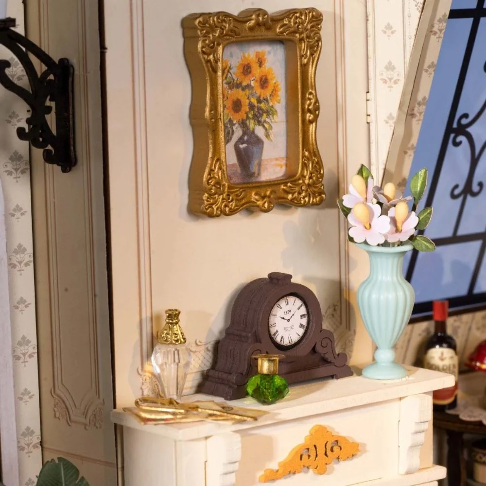 Miniature House - Catherine's Living Room - Image 6