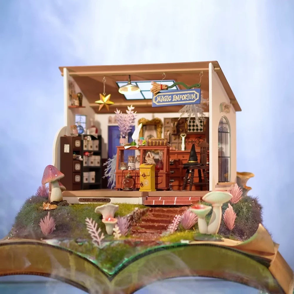 Miniature House - Kiki's Magic Emporium - Image 9