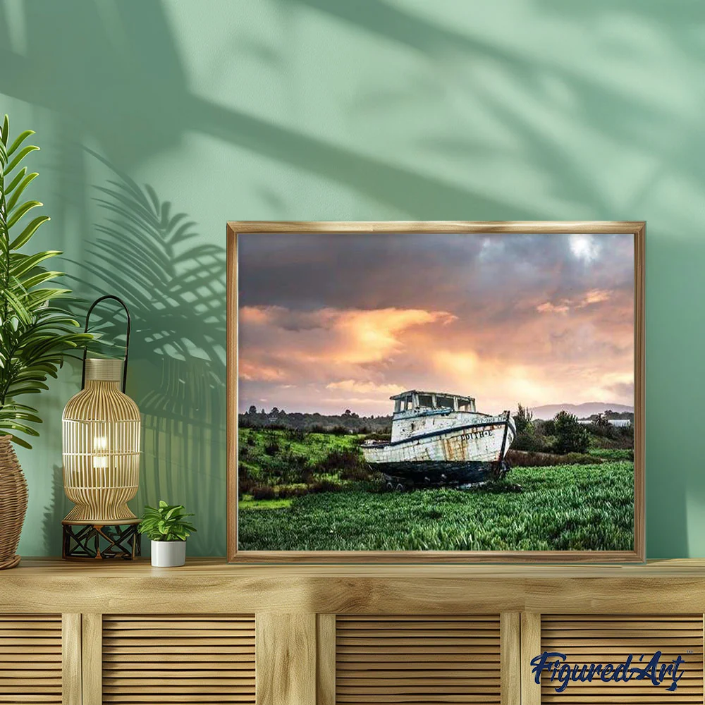 Old boat - Image 3