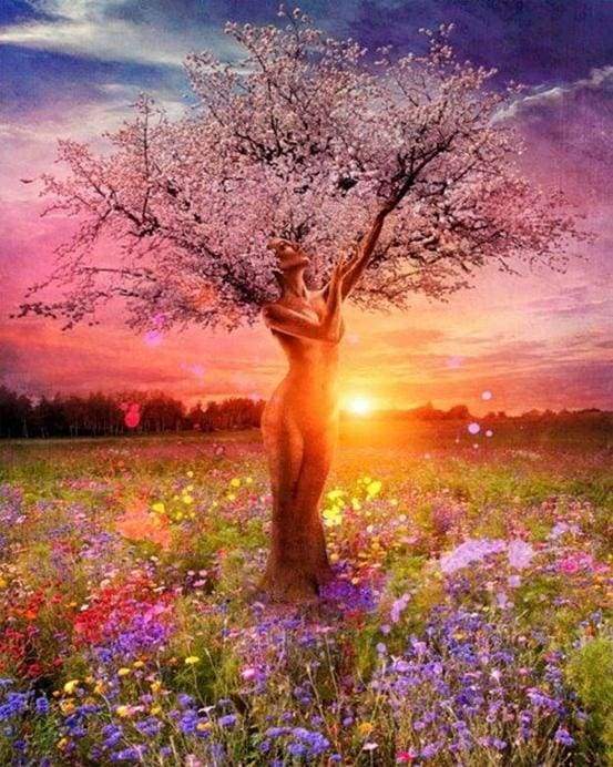 Tree with Female Body